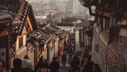 익선동 한옥 골목 카페거리 풍경