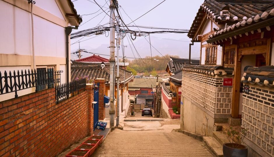목포 서산동 보리마당 벽화마을 골목 풍경